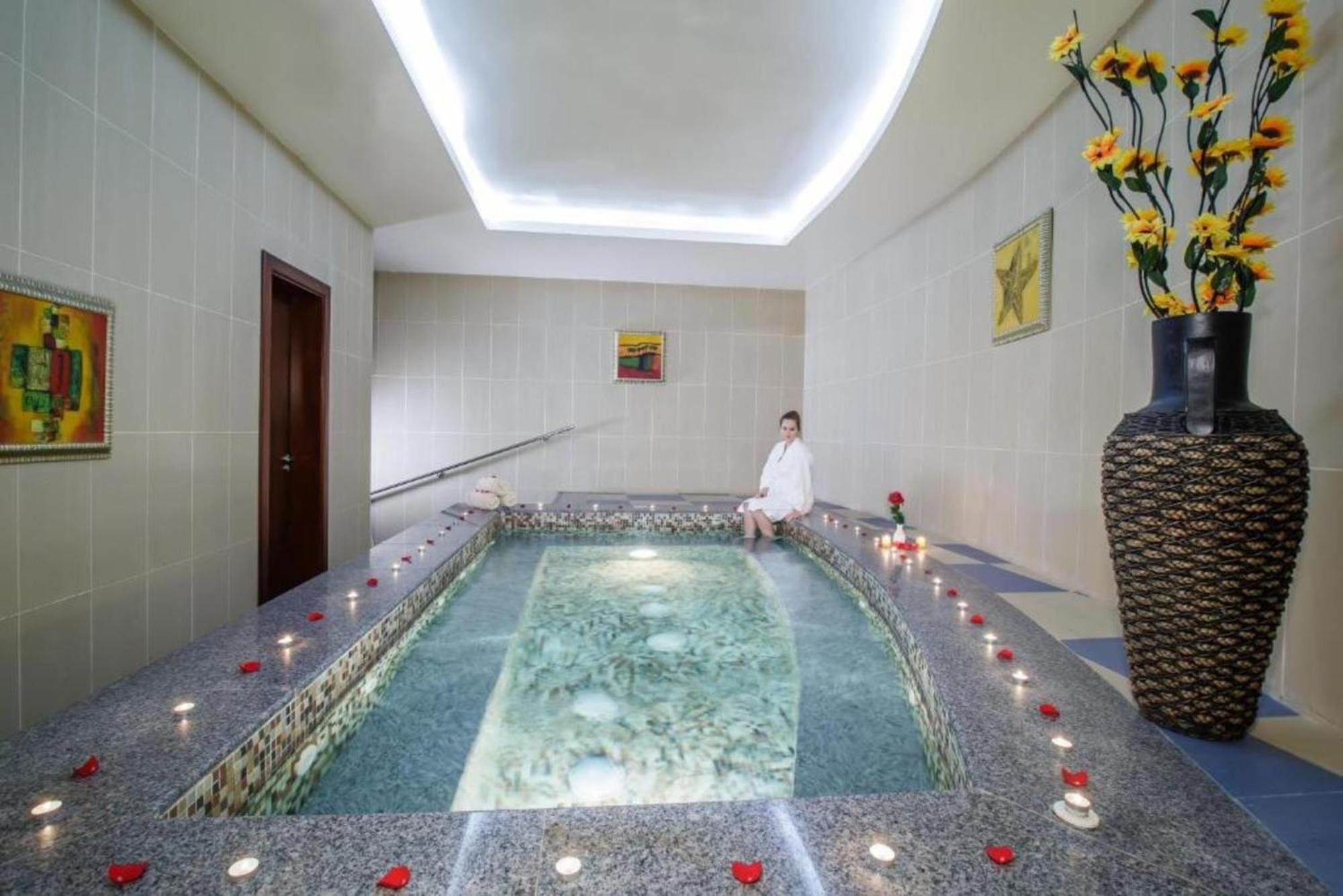 Dancenter Luxe Corniche Hotel Formerly Concorde Hotel Fujaïrah Extérieur photo