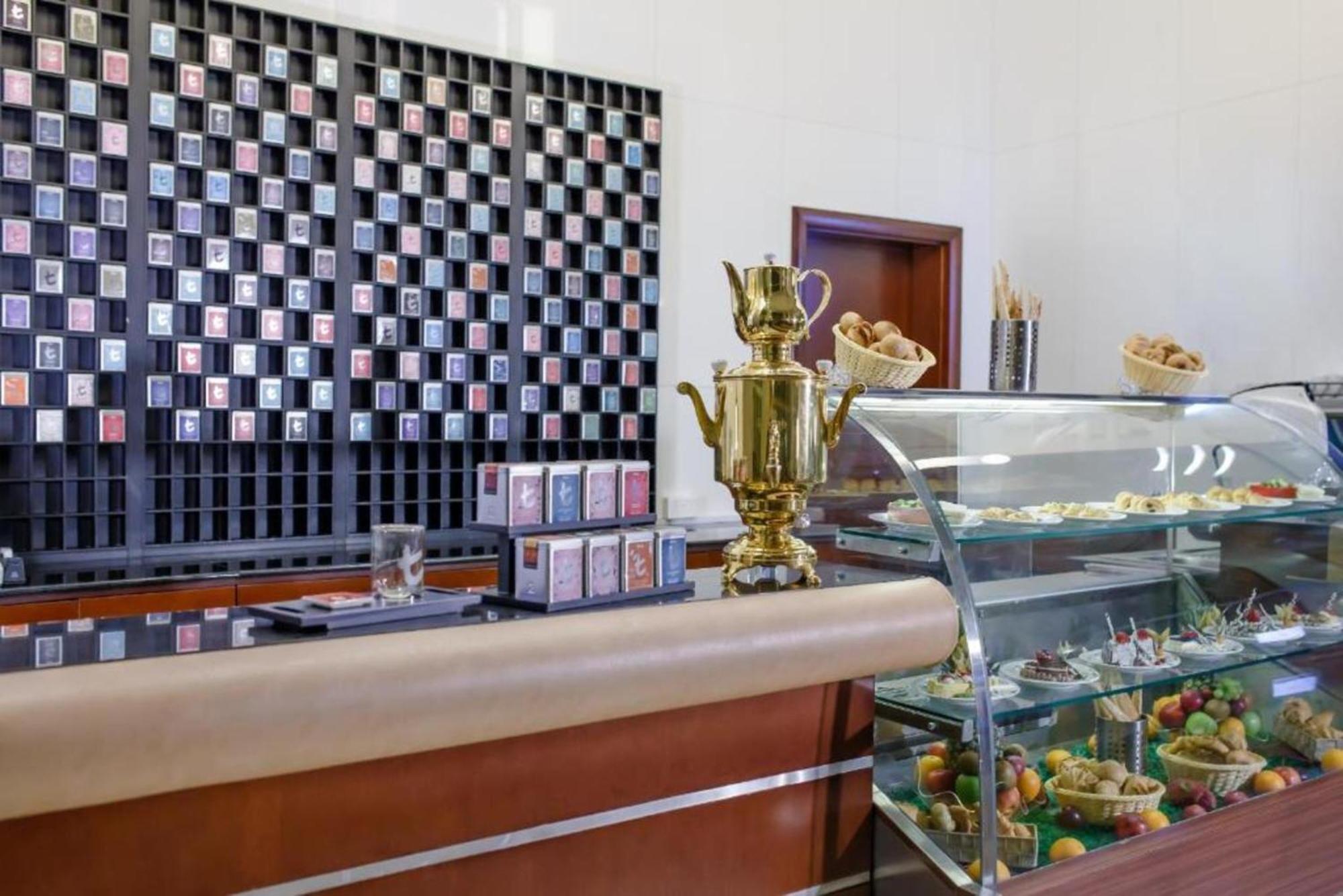 Dancenter Luxe Corniche Hotel Formerly Concorde Hotel Fujaïrah Extérieur photo