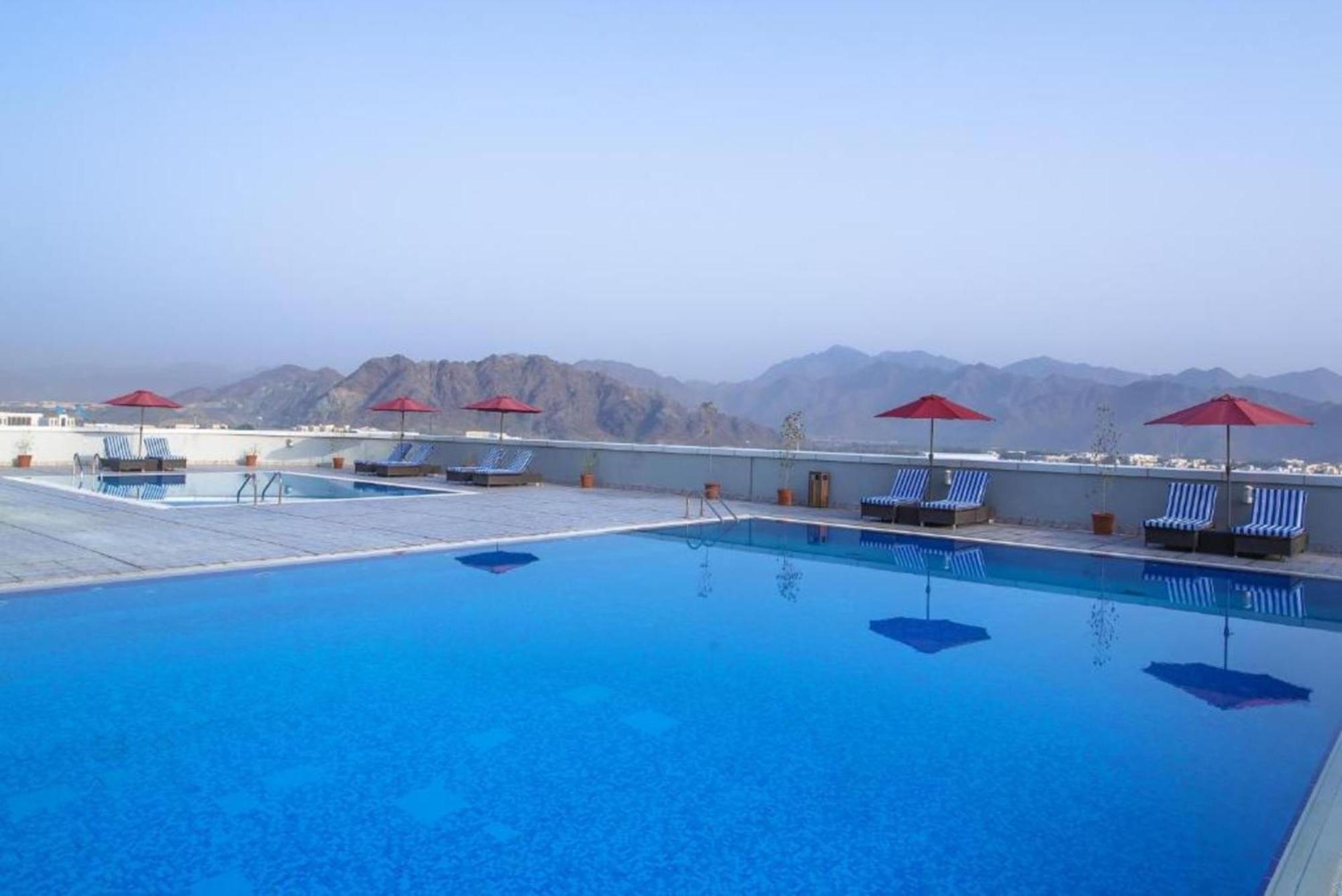 Dancenter Luxe Corniche Hotel Formerly Concorde Hotel Fujaïrah Extérieur photo