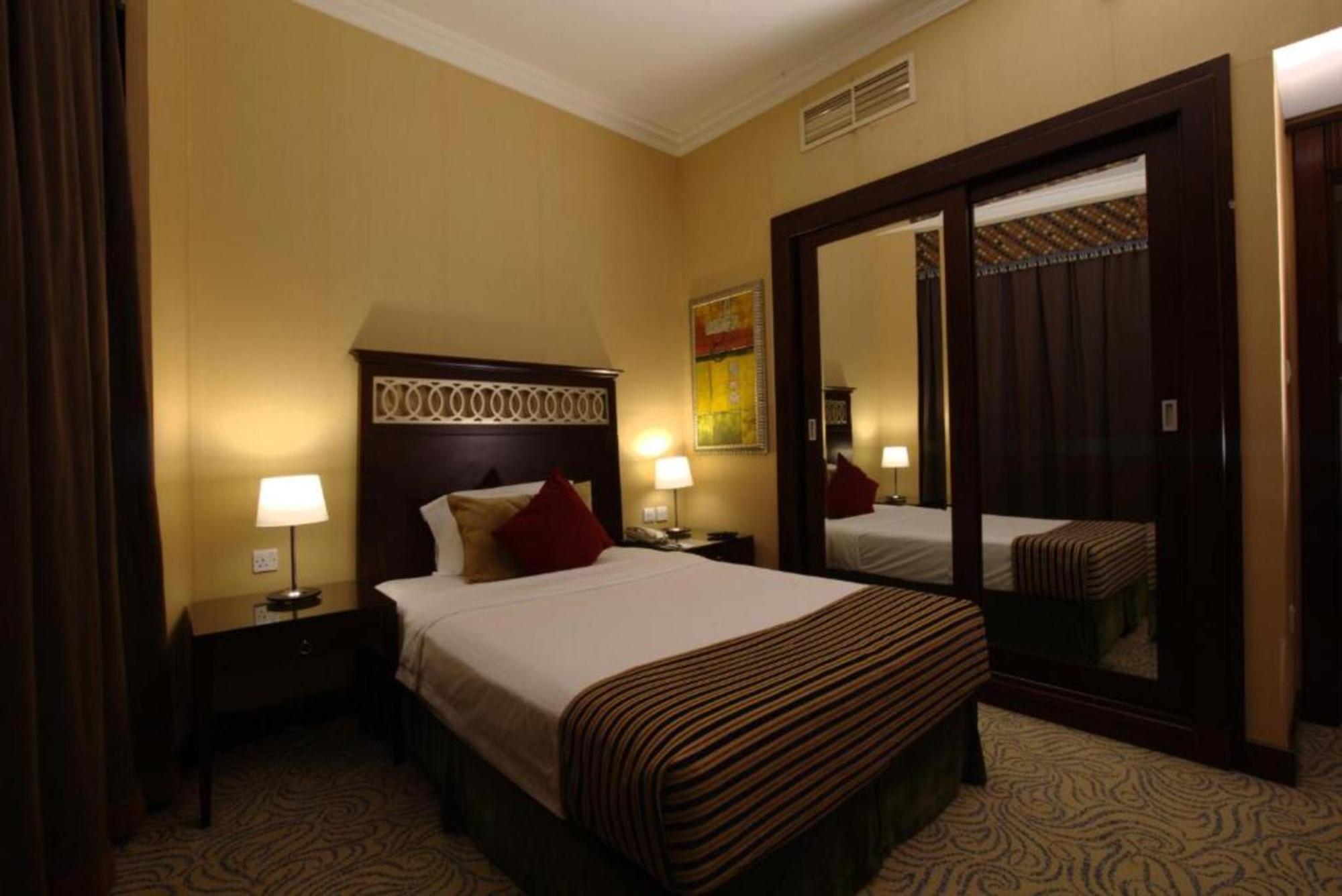 Dancenter Luxe Corniche Hotel Formerly Concorde Hotel Fujaïrah Extérieur photo