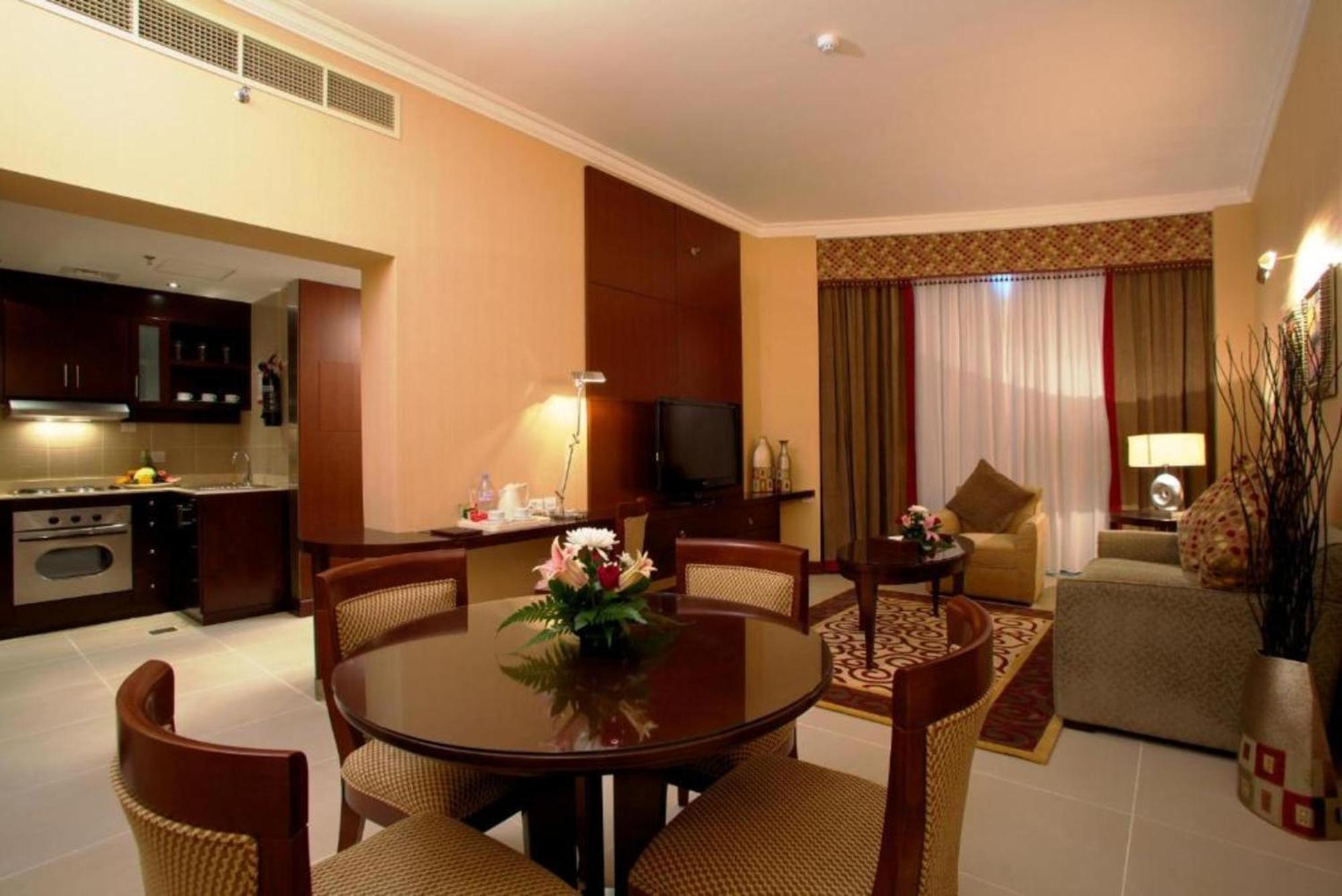 Dancenter Luxe Corniche Hotel Formerly Concorde Hotel Fujaïrah Extérieur photo