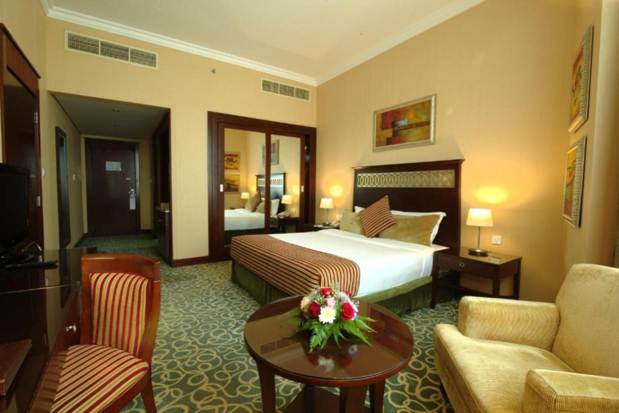 Dancenter Luxe Corniche Hotel Formerly Concorde Hotel Fujaïrah Extérieur photo