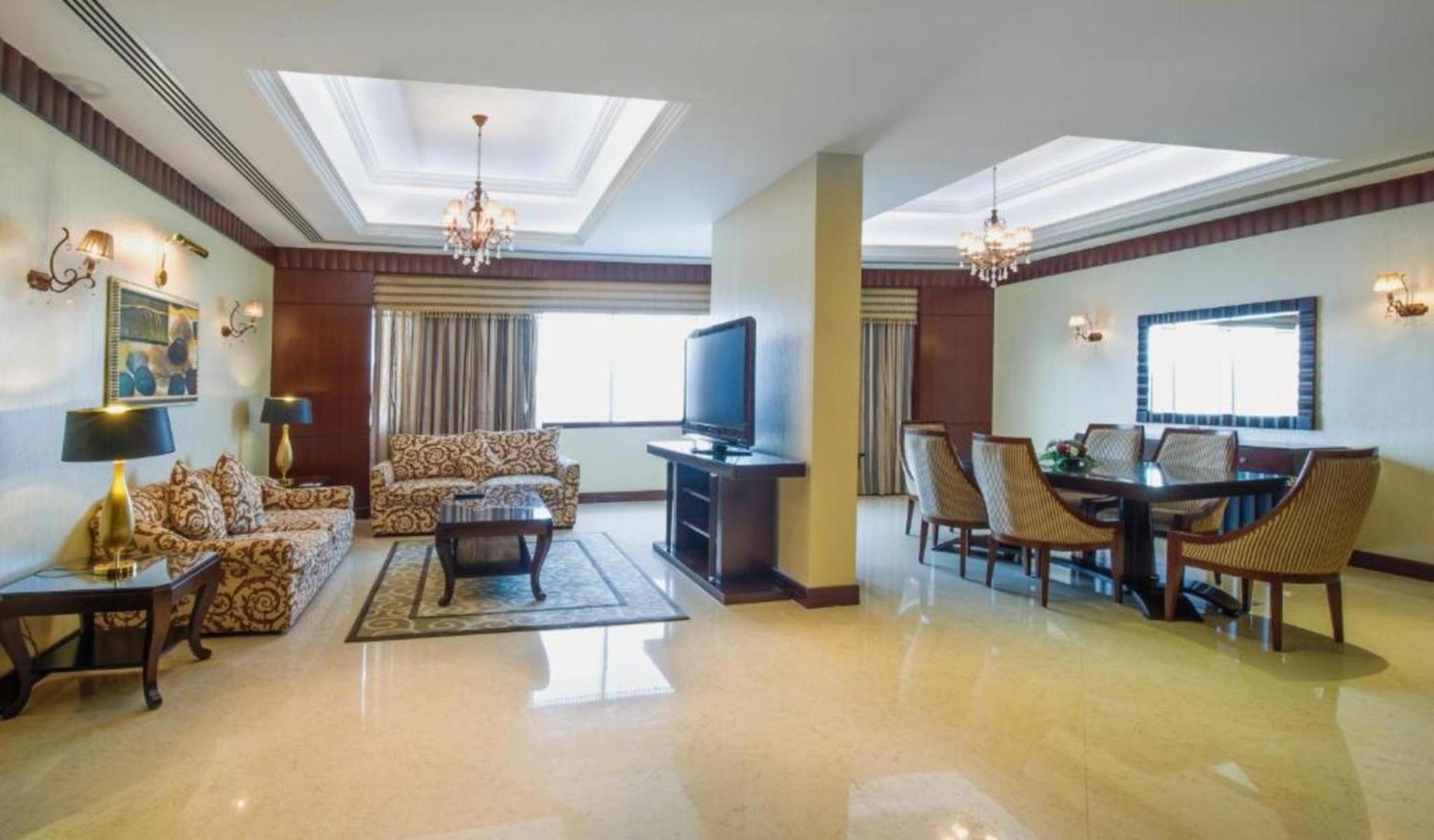 Dancenter Luxe Corniche Hotel Formerly Concorde Hotel Fujaïrah Extérieur photo