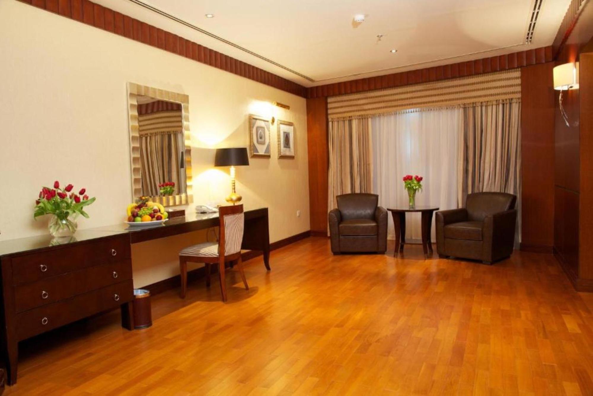 Dancenter Luxe Corniche Hotel Formerly Concorde Hotel Fujaïrah Extérieur photo