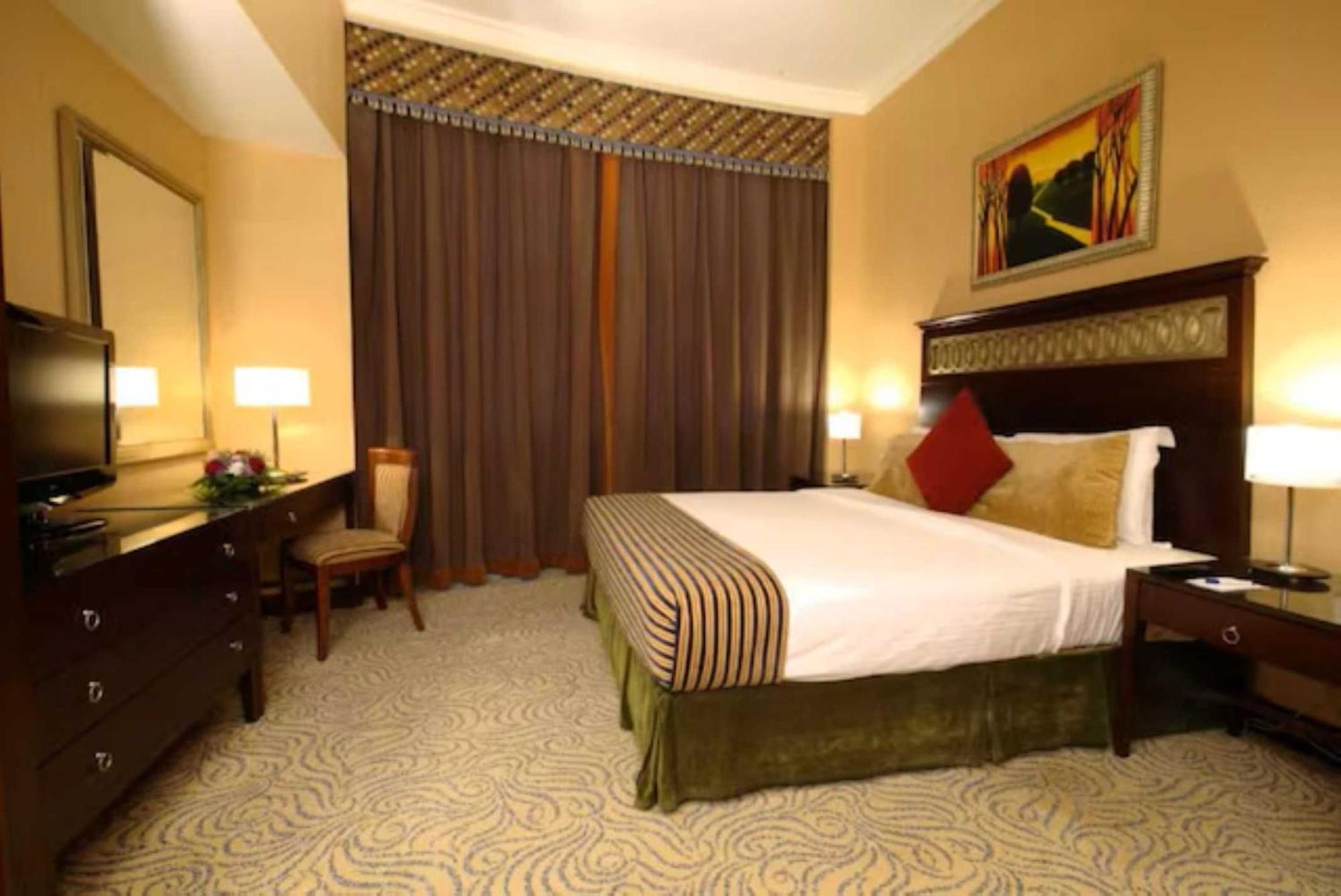 Dancenter Luxe Corniche Hotel Formerly Concorde Hotel Fujaïrah Extérieur photo